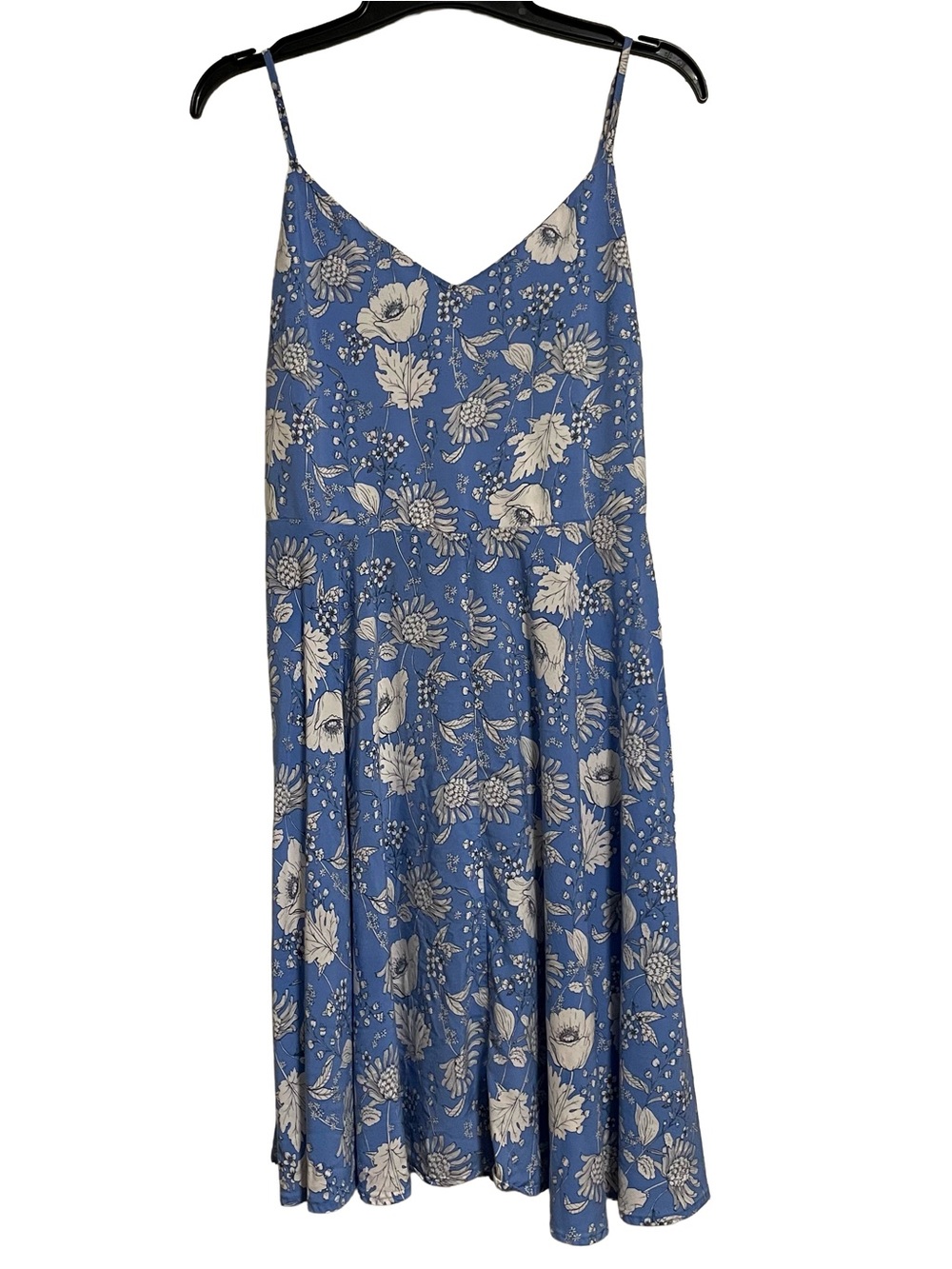 GAP Blue Floral V‑Neck Spaghetti‑Strap Midi Dress